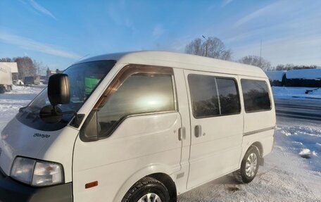 Mazda Bongo IV, 2010 год, 900 000 рублей, 4 фотография