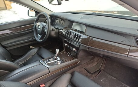BMW 7 серия, 2009 год, 1 530 000 рублей, 11 фотография