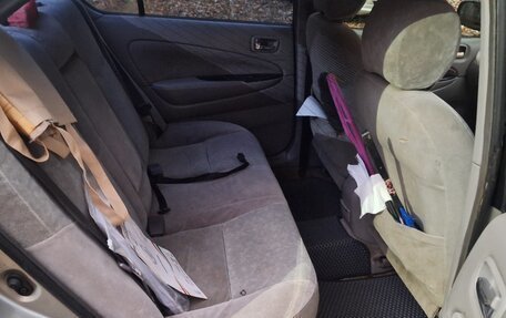 Toyota Prius IV XW50, 2000 год, 230 000 рублей, 11 фотография