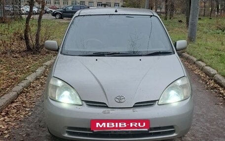 Toyota Prius IV XW50, 2000 год, 230 000 рублей, 17 фотография