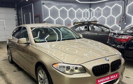 BMW 5 серия, 2011 год, 1 710 000 рублей, 2 фотография