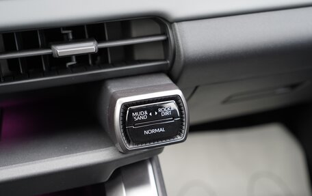 Toyota RAV4, 2025 год, 4 388 670 рублей, 19 фотография