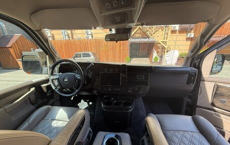 Chevrolet Express II, 2024 год, 15 000 000 рублей, 18 фотография