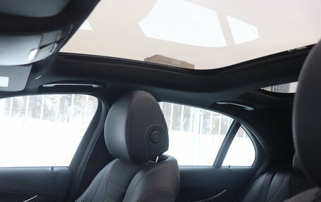 Mercedes-Benz E-Класс, 2021 год, 5 300 000 рублей, 3 фотография