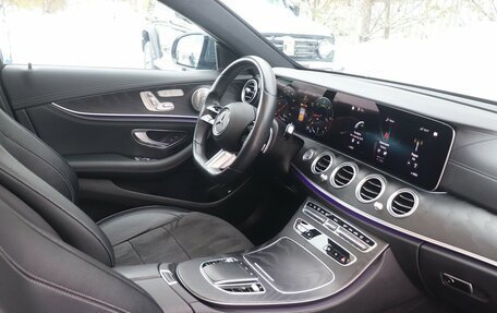 Mercedes-Benz E-Класс, 2021 год, 5 300 000 рублей, 7 фотография