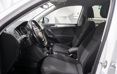 Volkswagen Tiguan II, 2020 год, 2 282 000 рублей, 6 фотография