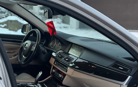 BMW 5 серия, 2011 год, 1 950 000 рублей, 20 фотография