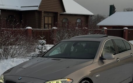 BMW 5 серия, 2011 год, 1 950 000 рублей, 12 фотография