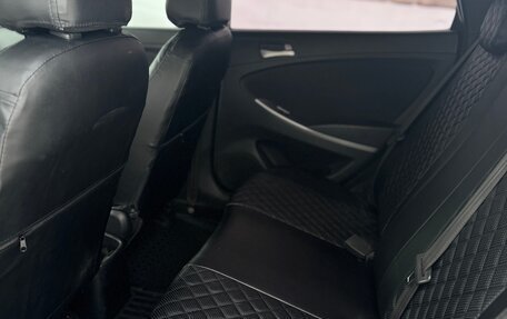 Hyundai Solaris II рестайлинг, 2015 год, 365 000 рублей, 9 фотография