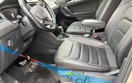 Volkswagen Tiguan II, 2021 год, 3 350 000 рублей, 3 фотография