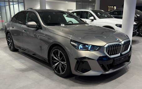 BMW 5 серия, 2025 год, 8 990 000 рублей, 3 фотография