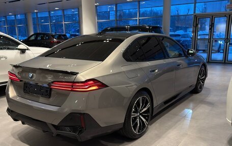 BMW 5 серия, 2025 год, 8 990 000 рублей, 4 фотография