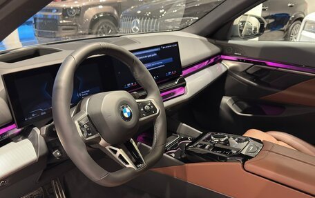 BMW 5 серия, 2025 год, 8 990 000 рублей, 11 фотография