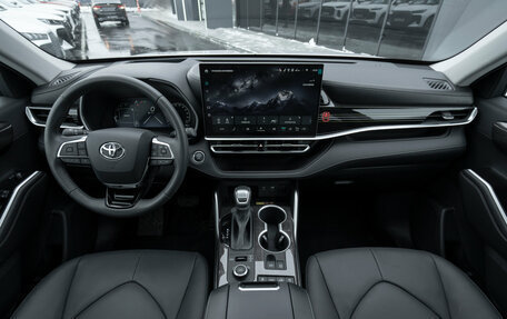 Toyota Highlander, 2025 год, 5 450 000 рублей, 8 фотография