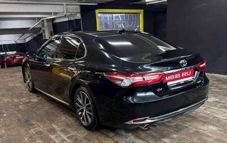 Toyota Camry, 2023 год, 3 650 000 рублей, 11 фотография