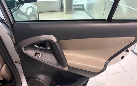 Toyota RAV4, 2007 год, 999 000 рублей, 14 фотография