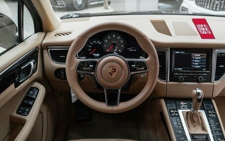 Porsche Macan I рестайлинг, 2014 год, 2 565 000 рублей, 12 фотография