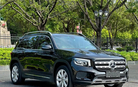 Mercedes-Benz GLB, 2022 год, 2 800 000 рублей, 2 фотография