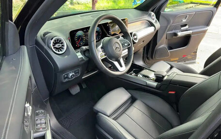 Mercedes-Benz GLB, 2022 год, 2 800 000 рублей, 7 фотография