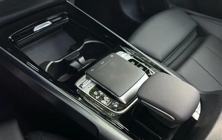 Mercedes-Benz GLB, 2022 год, 2 800 000 рублей, 17 фотография