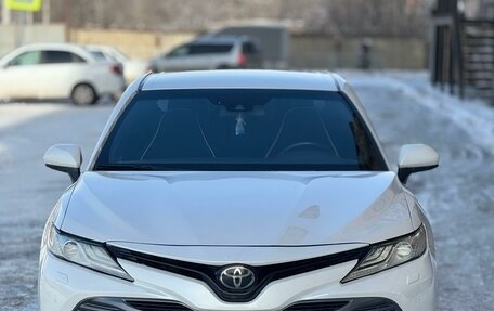 Toyota Camry, 2019 год, 2 000 000 рублей, 5 фотография
