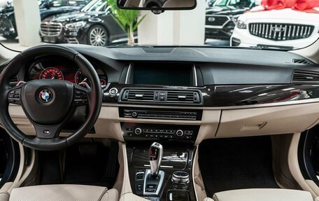 BMW 5 серия, 2014 год, 2 390 000 рублей, 11 фотография