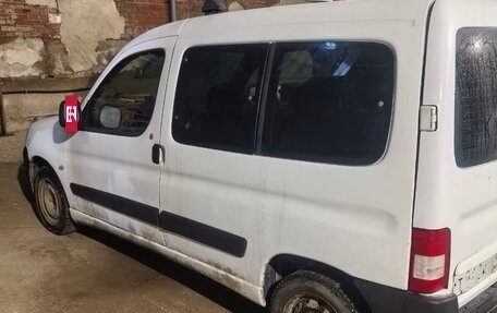 Peugeot Partner II рестайлинг 2, 2011 год, 300 000 рублей, 5 фотография