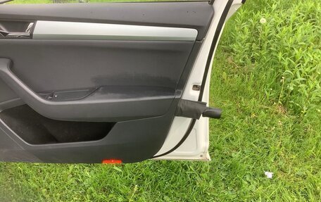 Skoda Superb III рестайлинг, 2016 год, 1 350 000 рублей, 14 фотография