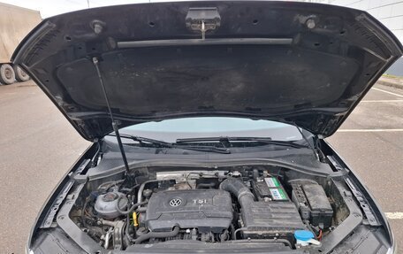 Volkswagen Tiguan II, 2018 год, 3 050 000 рублей, 20 фотография