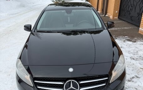 Mercedes-Benz A-Класс, 2013 год, 1 430 000 рублей, 2 фотография