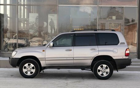 Toyota Land Cruiser 100 рестайлинг 2, 2002 год, 1 800 000 рублей, 8 фотография