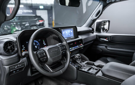 Toyota Land Cruiser Prado, 2025 год, 9 950 000 рублей, 12 фотография