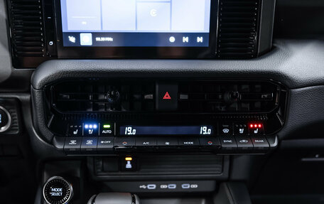 Toyota Land Cruiser Prado, 2025 год, 9 950 000 рублей, 16 фотография