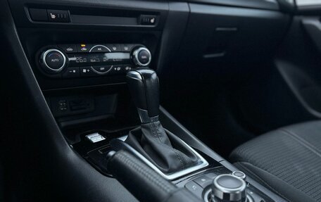 Mazda 3, 2018 год, 1 470 000 рублей, 16 фотография