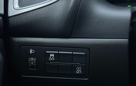 Mazda 3, 2018 год, 1 470 000 рублей, 21 фотография