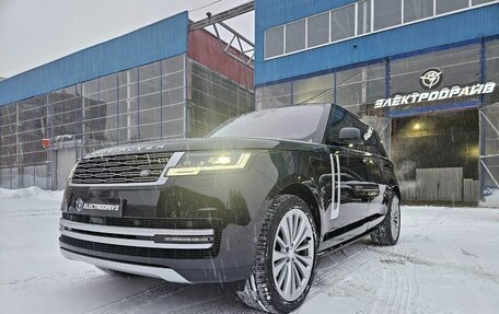 Land Rover Range Rover IV рестайлинг, 2022 год, 19 500 000 рублей, 2 фотография