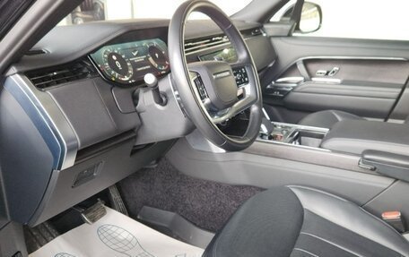 Land Rover Range Rover IV рестайлинг, 2022 год, 19 500 000 рублей, 8 фотография