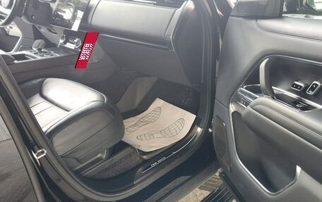 Land Rover Range Rover IV рестайлинг, 2022 год, 19 500 000 рублей, 13 фотография