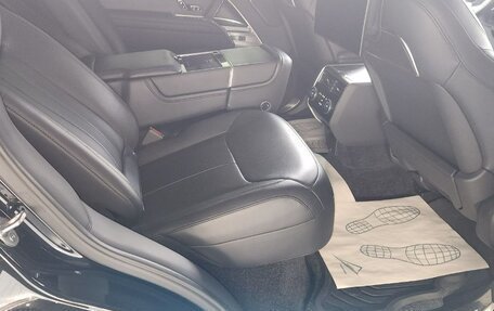 Land Rover Range Rover IV рестайлинг, 2022 год, 19 500 000 рублей, 18 фотография