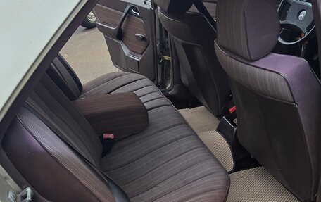 Mercedes-Benz E-Класс, 1992 год, 380 000 рублей, 9 фотография