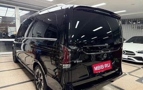 Mercedes-Benz V-Класс, 2024 год, 8 720 000 рублей, 6 фотография