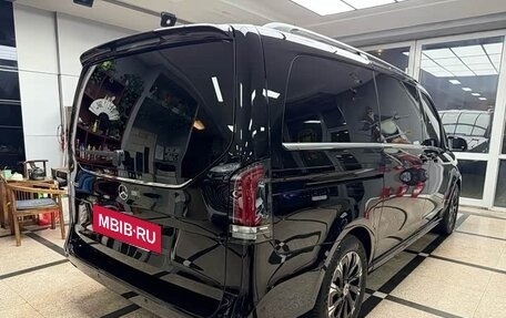 Mercedes-Benz V-Класс, 2024 год, 8 720 000 рублей, 4 фотография