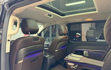 Mercedes-Benz V-Класс, 2024 год, 8 720 000 рублей, 22 фотография