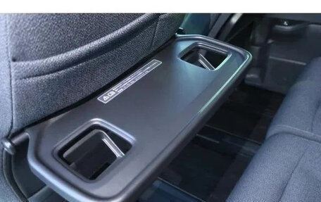 Honda Stepwgn, 2022 год, 2 620 000 рублей, 21 фотография