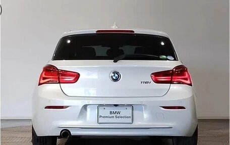 BMW 1 серия, 2018 год, 1 400 000 рублей, 4 фотография