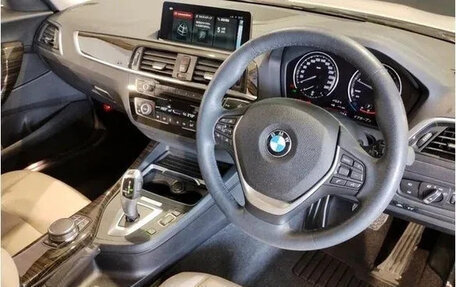 BMW 1 серия, 2018 год, 1 400 000 рублей, 10 фотография
