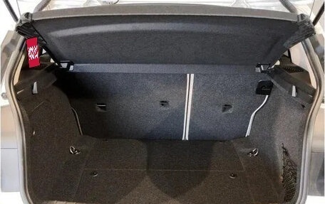 BMW 1 серия, 2018 год, 1 400 000 рублей, 13 фотография