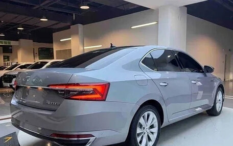 Skoda Superb III рестайлинг, 2022 год, 2 555 000 рублей, 4 фотография