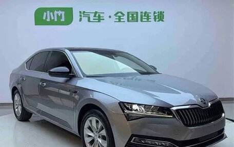 Skoda Superb III рестайлинг, 2022 год, 2 555 000 рублей, 3 фотография