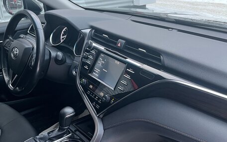 Toyota Camry, 2019 год, 2 470 000 рублей, 7 фотография